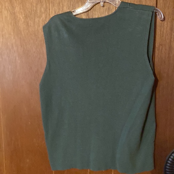 Beautiful koret vest size medium - Picture 3 of 3